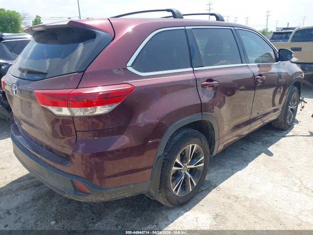 Toyota Highlander Le 2018 5TDZARFH6JS035890 Image 4