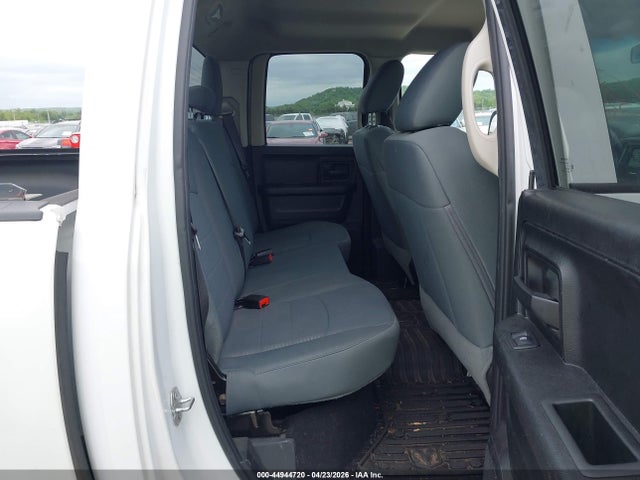 Продаж на аукціоні авто 2019 Ram 1500 Classic Tradesman  4x4 6'4 Box, vin: 1C6RR7FG0KS720830, номер лоту: 44944720