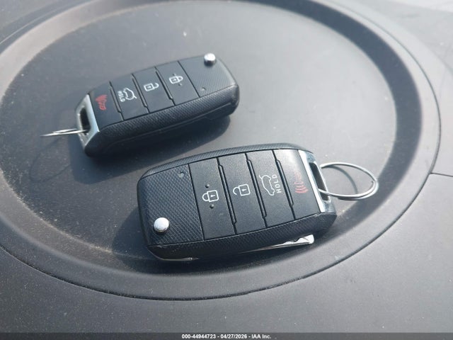 KIA SOUL + 2016 KNDJP3A59G7862260 Image 11