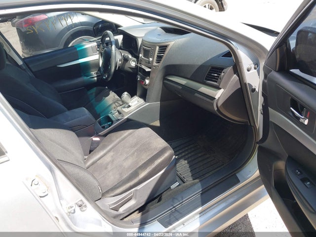 Продажа на аукционе авто 2014 Subaru Legacy 2.5i Premium, vin: 4S3BMCC66E3016045, номер лота: 44944742