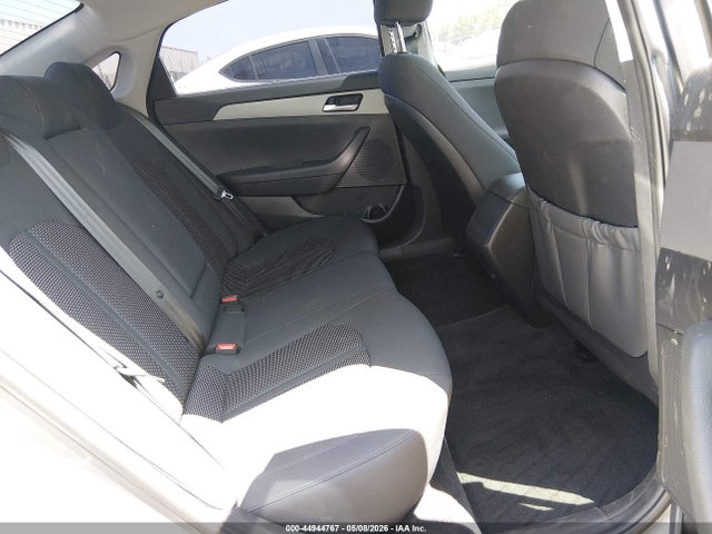 44944767 :رقم المزاد ، 5NPE24AF6KH732987 vin ، 2019 Hyundai Sonata Se مزاد بيع