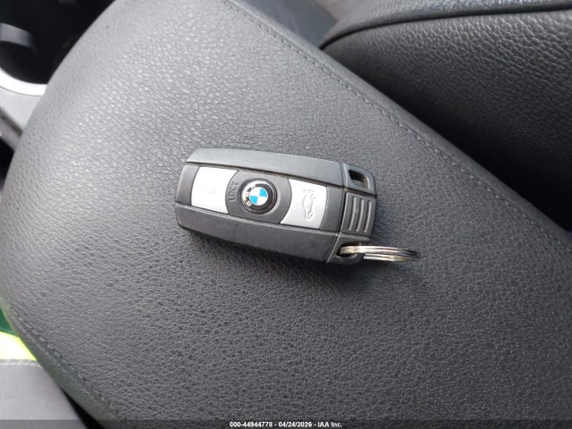 44944778 :رقم المزاد ، WBAVL1C55FVY25213 vin ، 2015 Bmw X1 Xdrive28i مزاد بيع