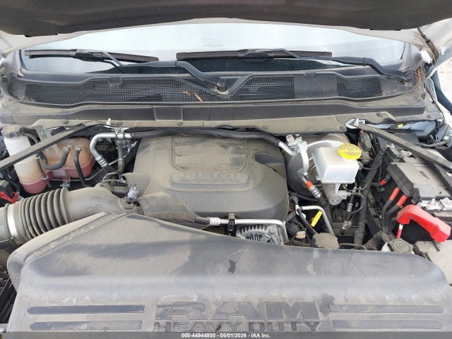44944800 :رقم المزاد ، 3C7WR3CJ8PG525970 vin ، 2023 Ram 3500 Chassis Cab مزاد بيع