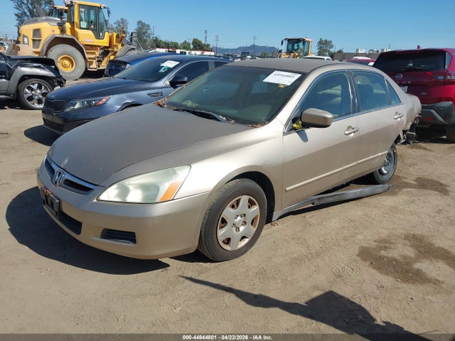 2006 Honda Accord 2.4 Lx მანქანა იყიდება აუქციონზე, vin: 1HGCM56456A118137, აუქციონის ნომერი: 44944801