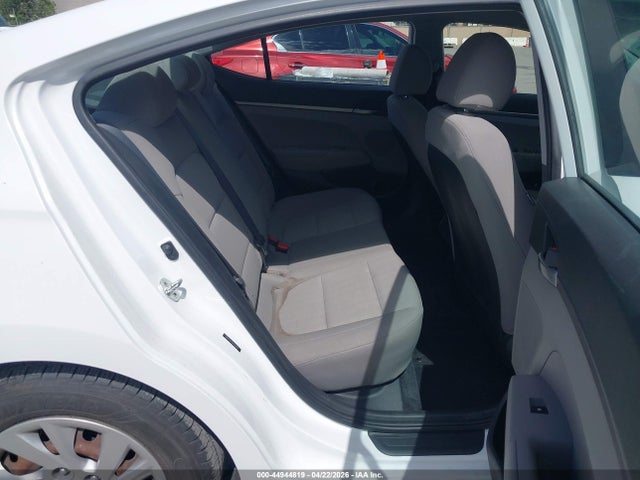 Hyundai ELANTRA SE 2017 5NPD74LF2HH193402 Image 8