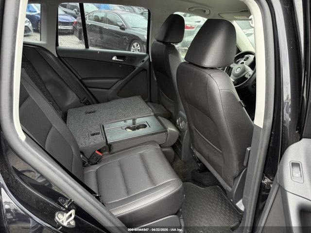 Продаж на аукціоні авто 2017 Volkswagen Tiguan, vin: WVGBV7AX1HK026441, номер лоту: 44944847