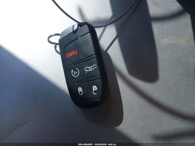 Chrysler 200 C 2015 1C3CCCCG2FN520165 Image 11