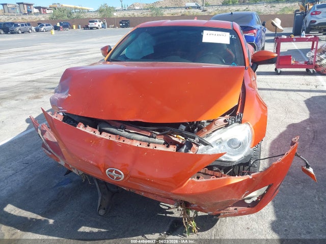44944892 :رقم المزاد ، JF1ZNAA11F8703371 vin ، 2015 Scion Fr-s مزاد بيع