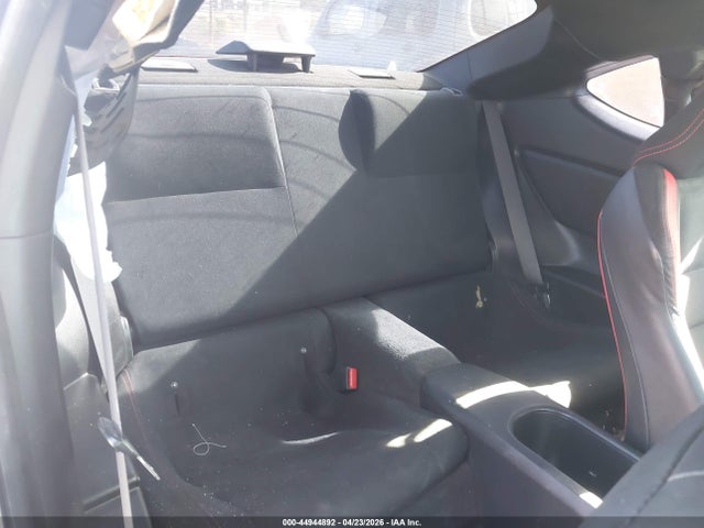 44944892 :رقم المزاد ، JF1ZNAA11F8703371 vin ، 2015 Scion Fr-s مزاد بيع