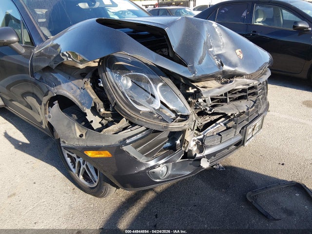 Porsche Macan 2017 WP1AA2A58HLB80005 Image 6