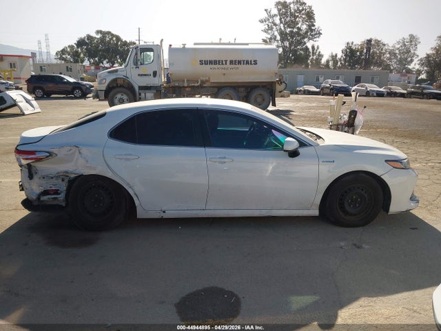 Aukcja sprzedaży 2018 Toyota Camry Hybrid Le, vin: 4T1B31HK5JU001954, numer aukcji: 44944895