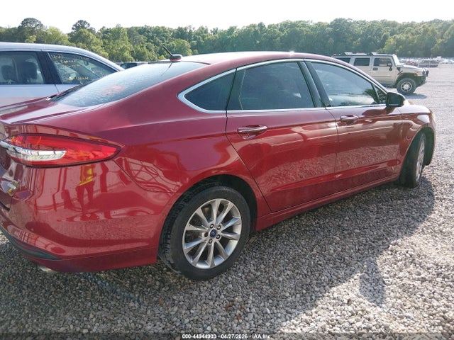 3FA6P0HD8HR227967 Ford FUSION SE