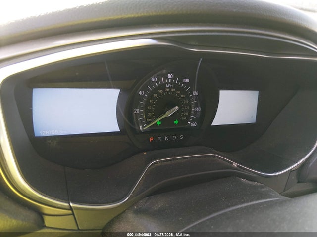 3FA6P0HD8HR227967 Ford FUSION SE