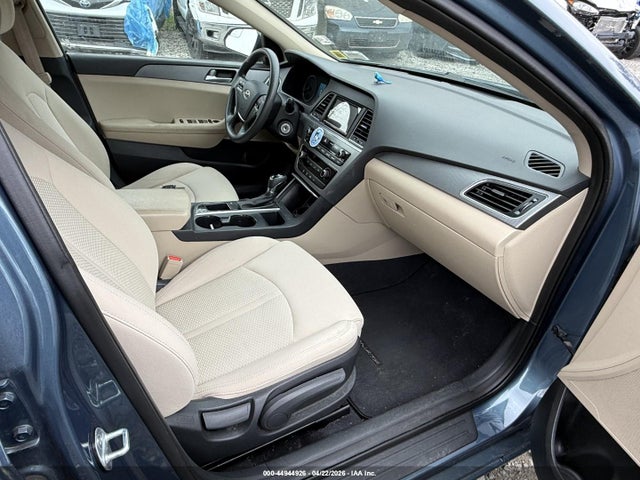 44944926 :رقم المزاد ، 5NPE24AF0GH332530 vin ، 2016 Hyundai Sonata Se مزاد بيع