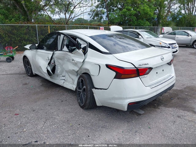 44944927 :رقم المزاد ، 1N4BL4CV0PN353338 vin ، 2023 Nissan Altima Sr Fwd مزاد بيع