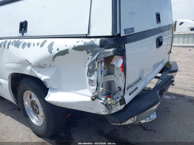 44944933 :رقم المزاد ، 2GTEC19V3Y1385734 vin ، 2000 Gmc Sierra 1500 Sle مزاد بيع