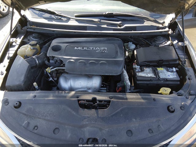 Aukcja sprzedaży 2015 Chrysler 200 C, vin: 1C3CCCCB1FN576490, numer aukcji: 44944937