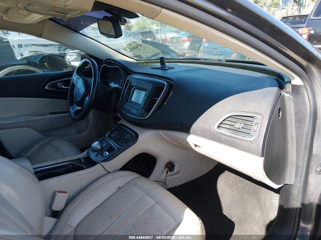 Aukcja sprzedaży 2015 Chrysler 200 C, vin: 1C3CCCCB1FN576490, numer aukcji: 44944937