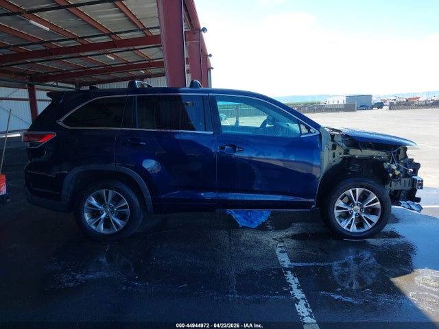 Toyota Highlander Le Plus V6 2015 5TDZKRFH6FS082129 Image 14
