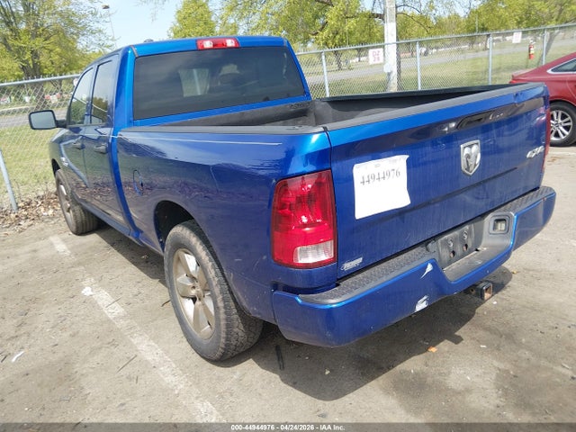 Продаж на аукціоні авто 2018 Ram 1500 Express  4x4 6'4 Box, vin: 1C6RR7FG4JS309073, номер лоту: 44944976
