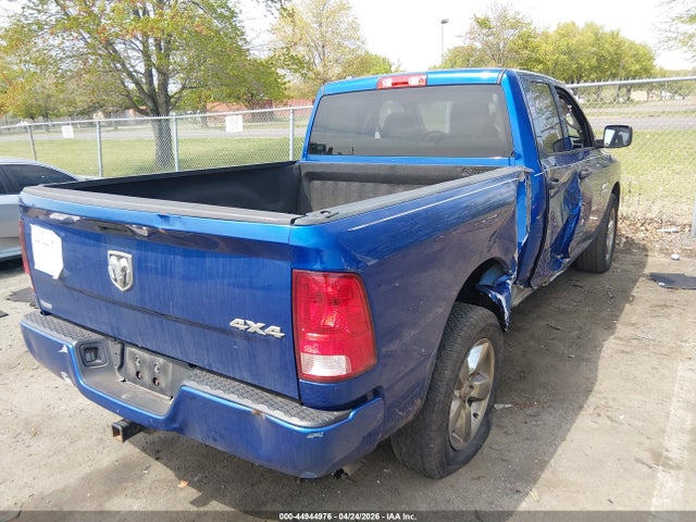 Продаж на аукціоні авто 2018 Ram 1500 Express  4x4 6'4 Box, vin: 1C6RR7FG4JS309073, номер лоту: 44944976