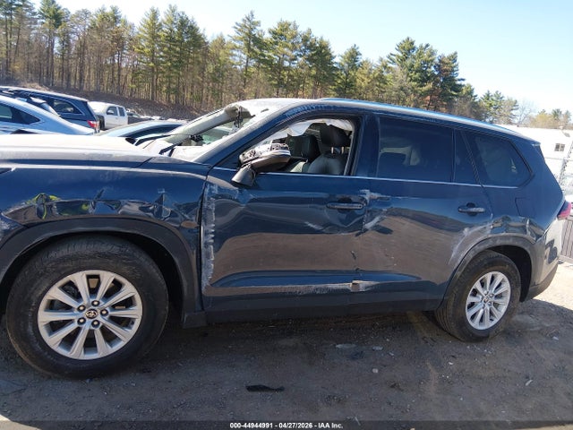 5TDAAAB53RS000049 Toyota Grand Highlander Xle