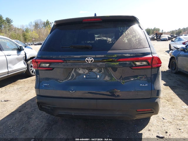 5TDAAAB53RS000049 Toyota Grand Highlander Xle