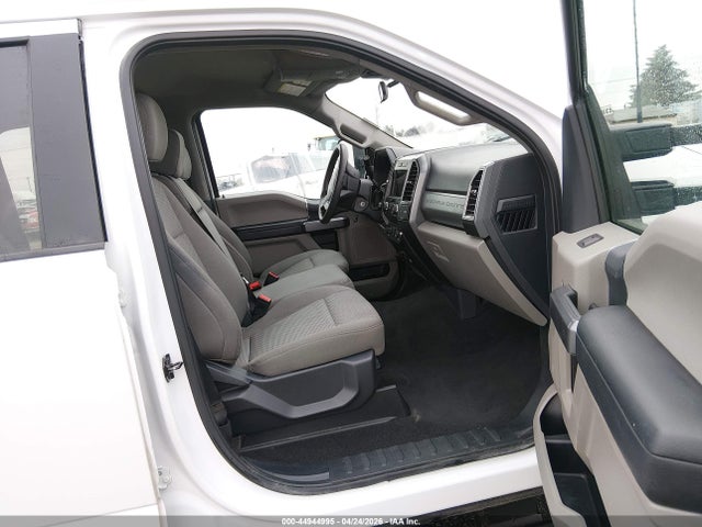 1FT7W2BT6NEE58345 Ford F-250 Xlt