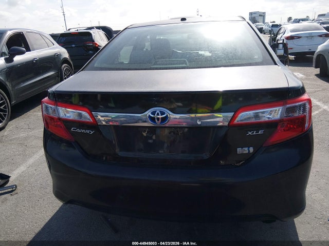 2012 Toyota Camry Hybrid Xle მანქანა იყიდება აუქციონზე, vin: 4T1BD1FK6CU062720, აუქციონის ნომერი: 44945003