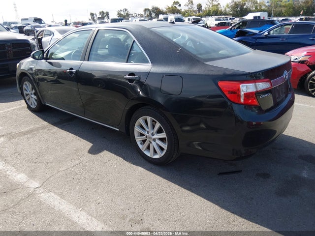 2012 Toyota Camry Hybrid Xle მანქანა იყიდება აუქციონზე, vin: 4T1BD1FK6CU062720, აუქციონის ნომერი: 44945003