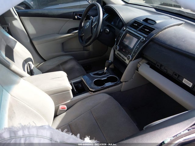 2012 Toyota Camry Hybrid Xle მანქანა იყიდება აუქციონზე, vin: 4T1BD1FK6CU062720, აუქციონის ნომერი: 44945003