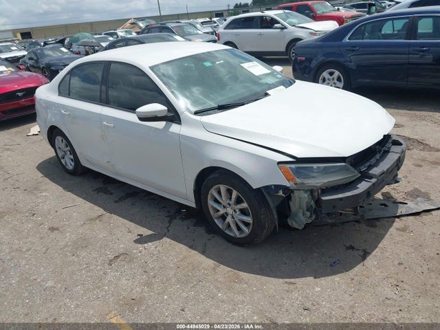 44945029 :رقم المزاد ، 3VWDX7AJ2BM340275 vin ، 2011 Volkswagen Jetta 2.5l Se مزاد بيع