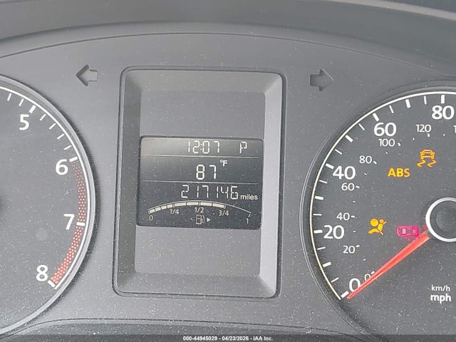 44945029 :رقم المزاد ، 3VWDX7AJ2BM340275 vin ، 2011 Volkswagen Jetta 2.5l Se مزاد بيع