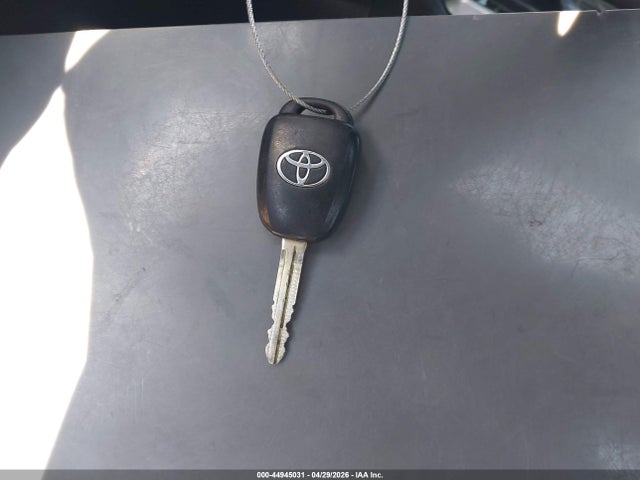 5YFBURHE0HP702824 Toyota COROLLA LE