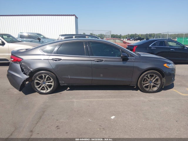 44945043 :رقم المزاد ، 3FA6P0HD3KR194111 vin ، 2019 Ford Fusion Se مزاد بيع