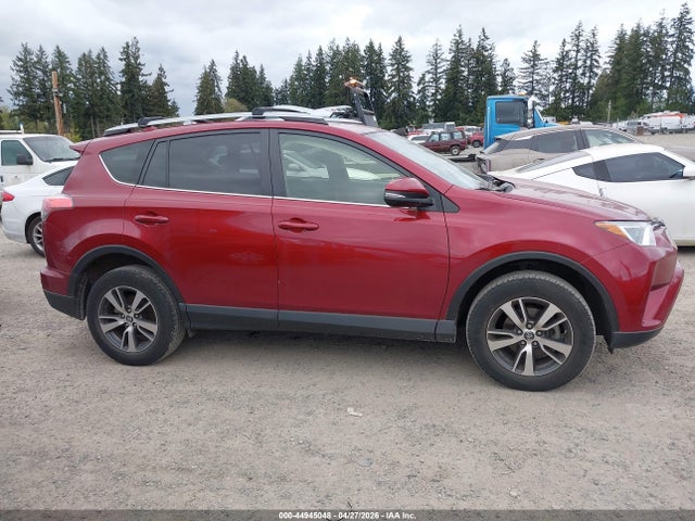 Toyota Rav4 Xle 2018 JTMRFREV5JD230075 Image 14