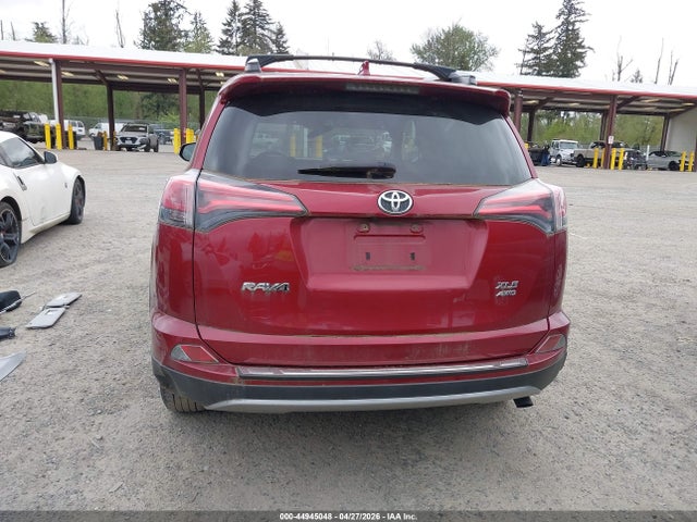 Toyota Rav4 Xle 2018 JTMRFREV5JD230075 Image 17