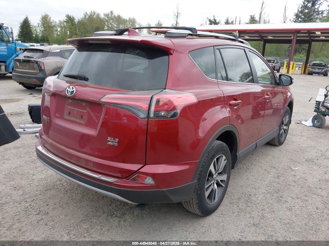 Toyota Rav4 Xle 2018 JTMRFREV5JD230075 Image 4