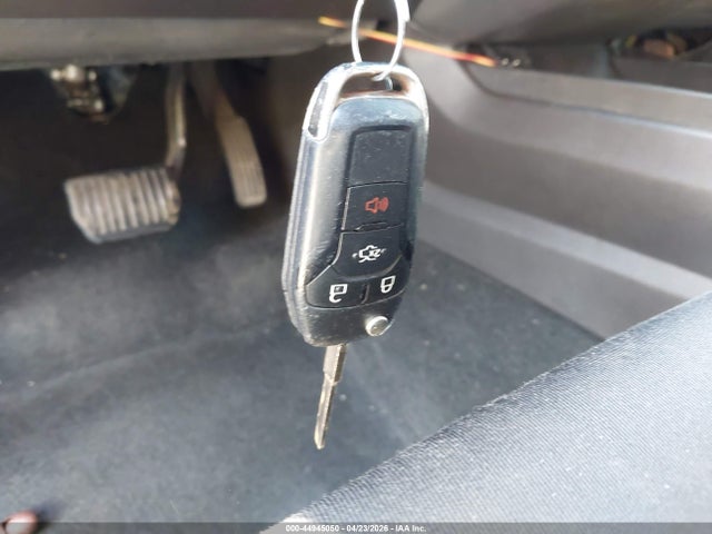 44945050 :رقم المزاد ، 3FA6P0H70GR379038 vin ، 2016 Ford Fusion Se مزاد بيع