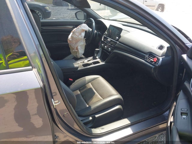 Продажа на аукционе авто 2020 Honda Accord Sport, vin: 1HGCV1F31LA021056, номер лота: 44945055