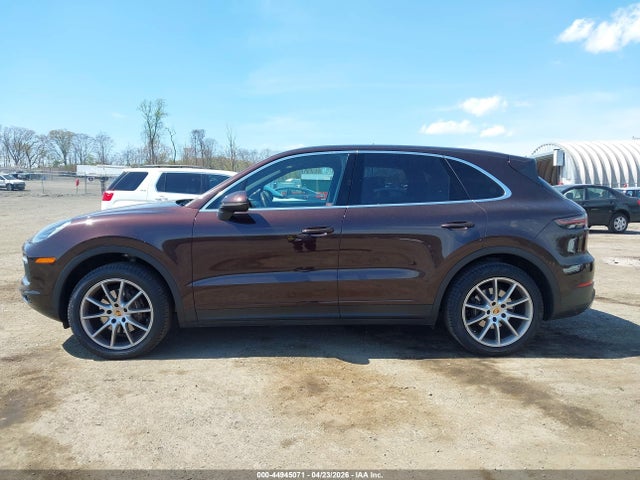 Auction sale of the 2019 Porsche Cayenne, vin: WP1AA2AY4KDA18867, lot number: 44945071
