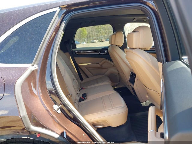 Auction sale of the 2019 Porsche Cayenne, vin: WP1AA2AY4KDA18867, lot number: 44945071
