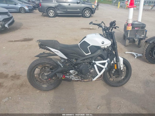 Aukcja sprzedaży 2017 Yamaha Fz09 C, vin: JYARN53Y9HA000457, numer aukcji: 44945072