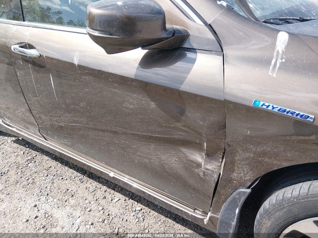 2017 Honda Accord Hybrid Touring მანქანა იყიდება აუქციონზე, vin: JHMCR6F76HC018862, აუქციონის ნომერი: 44945082