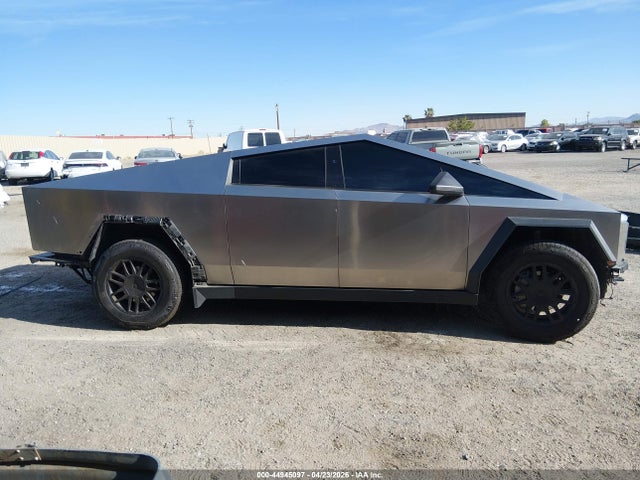 Aukcja sprzedaży 2025 Tesla Cybertruck, vin: 7G2CEHEDXSA064702, numer aukcji: 44945097