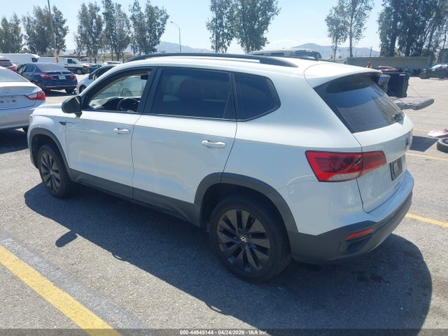 3VVCX7B28NM009356 Volkswagen Taos 1.5t S