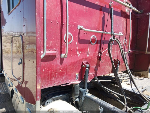44945145 :رقم المزاد ، 1XPXD49X7HD391094 vin ، 2017 Peterbilt 389 مزاد بيع