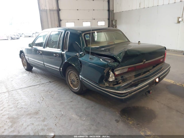 Aukcja sprzedaży 1994 Lincoln Town Car Signature/tournament, vin: 1LNLM82W2RY710741, numer aukcji: 44945178