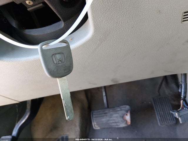 44945179 :رقم المزاد ، 5FNRL38605B020024 vin ، 2005 Honda Odyssey Ex-l مزاد بيع