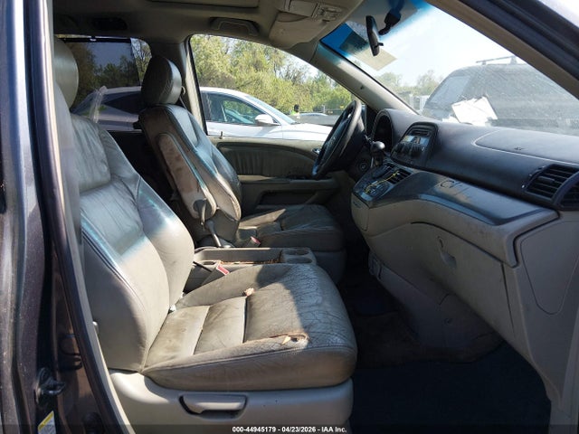 44945179 :رقم المزاد ، 5FNRL38605B020024 vin ، 2005 Honda Odyssey Ex-l مزاد بيع